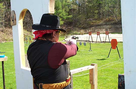 Shooting pistol in Hurricane Valley