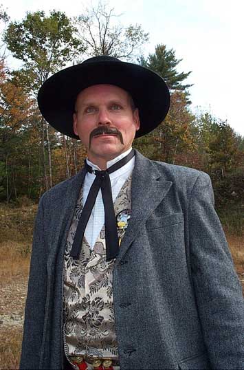 Bullseye Bade incognito as Wyatt Earp.