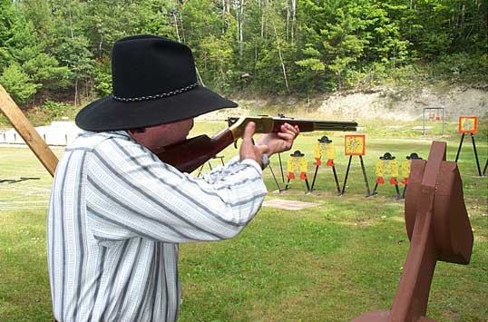 Splinter Jack shooting at 2003 SASS Maine State Championships.