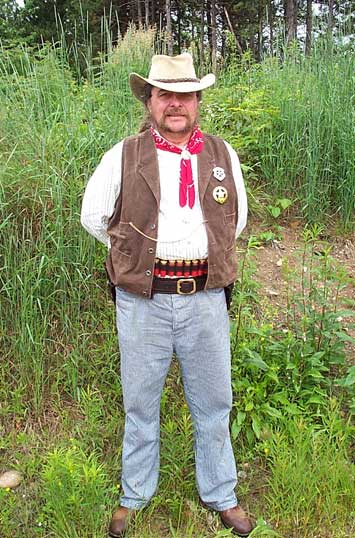 Mo Hare at the 2003 Flat Gap Jack Cowboy Shootout.