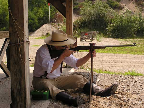 Shooting his Browning 1885 in .38-55 at the Buffalo target at the 2004 SASS Mass. State Championships.